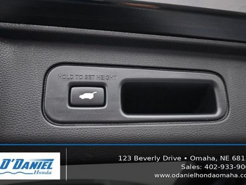 Used 2025 Honda Pilot EX-L image 41