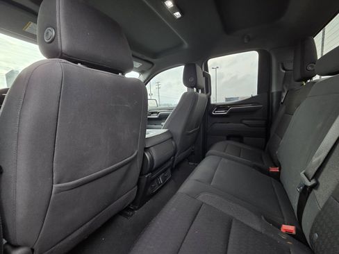 Used 2024 GMC Sierra 1500 SLE image 28