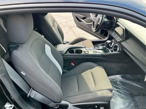 Used 2022 Chevrolet Camaro SS image 27
