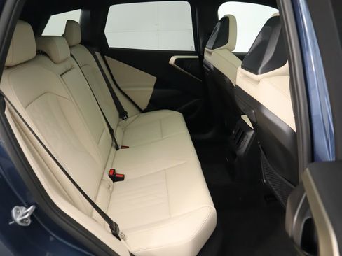 Used 2025 BMW X3 xDrive30i w/ Premium Package image 24