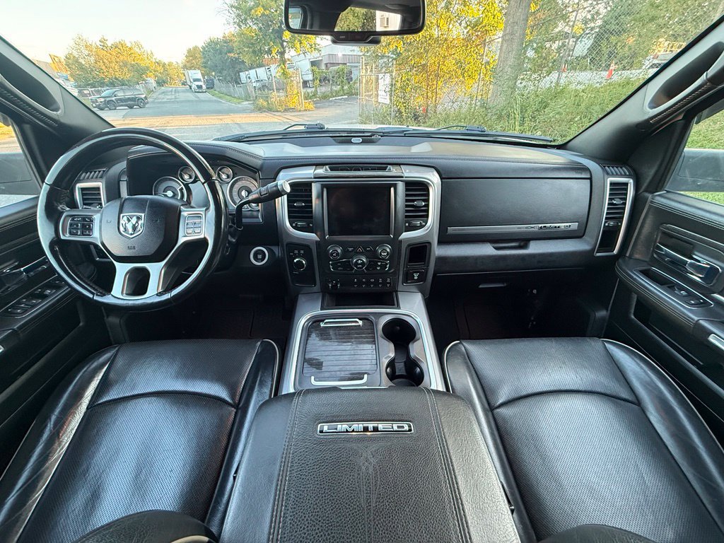Used 2018 RAM 3500 Laramie Longhorn AWD/4WD image 44