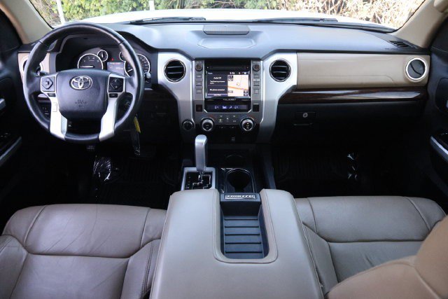 Used 2017 Toyota Tundra Limited AWD/4WD image 22