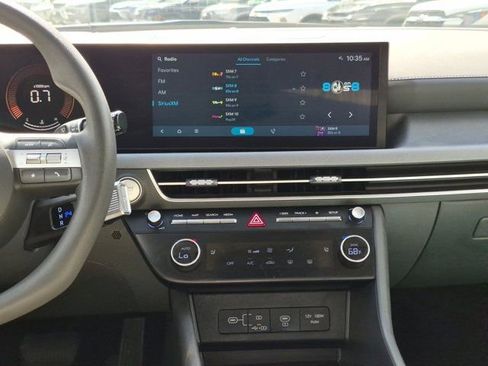 Used 2025 Hyundai Sonata SEL FWD image 25