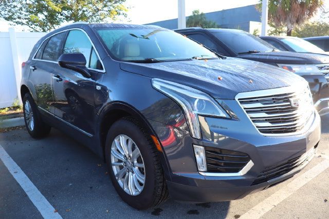 Used 2019 Cadillac XT5 AWD image 1