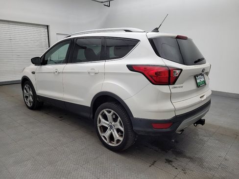 Used 2019 Ford Escape Titanium image 3