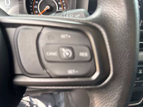 Used 2024 Jeep Wrangler Unlimited Sport AWD/4WD image 26