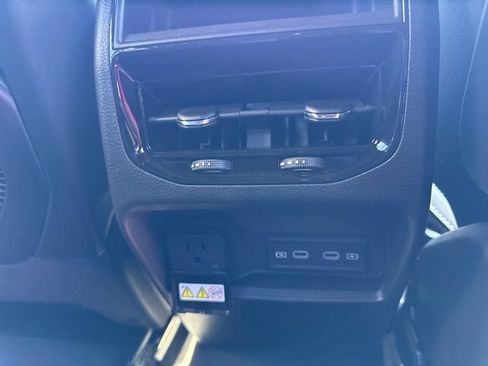 New 2026 Jeep Grand Cherokee Altitude AWD/4WD image 25