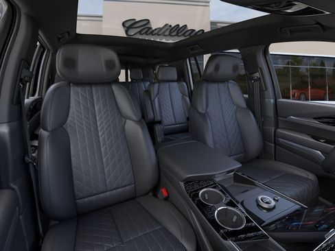 New 2026 Cadillac Escalade IQL Sport 1 w/ LPO, ONYX Package AWD/4WD image 17