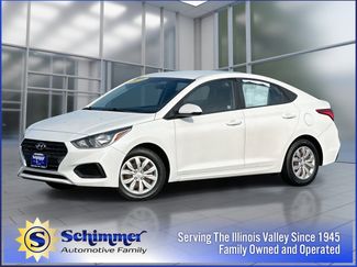 Used 2018 Hyundai Accent SE video 1