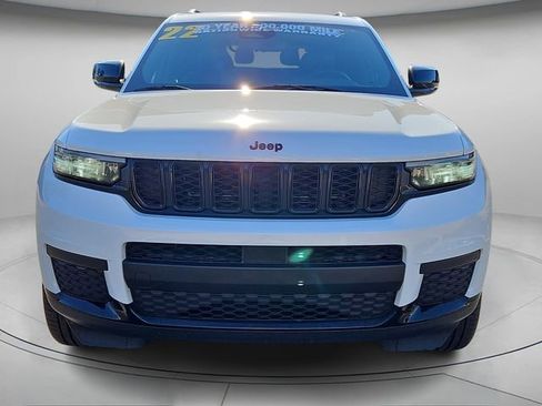 Used 2022 Jeep Grand Cherokee L Laredo image 4