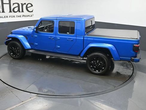 Used 2022 Jeep Gladiator Overland AWD/4WD image 41