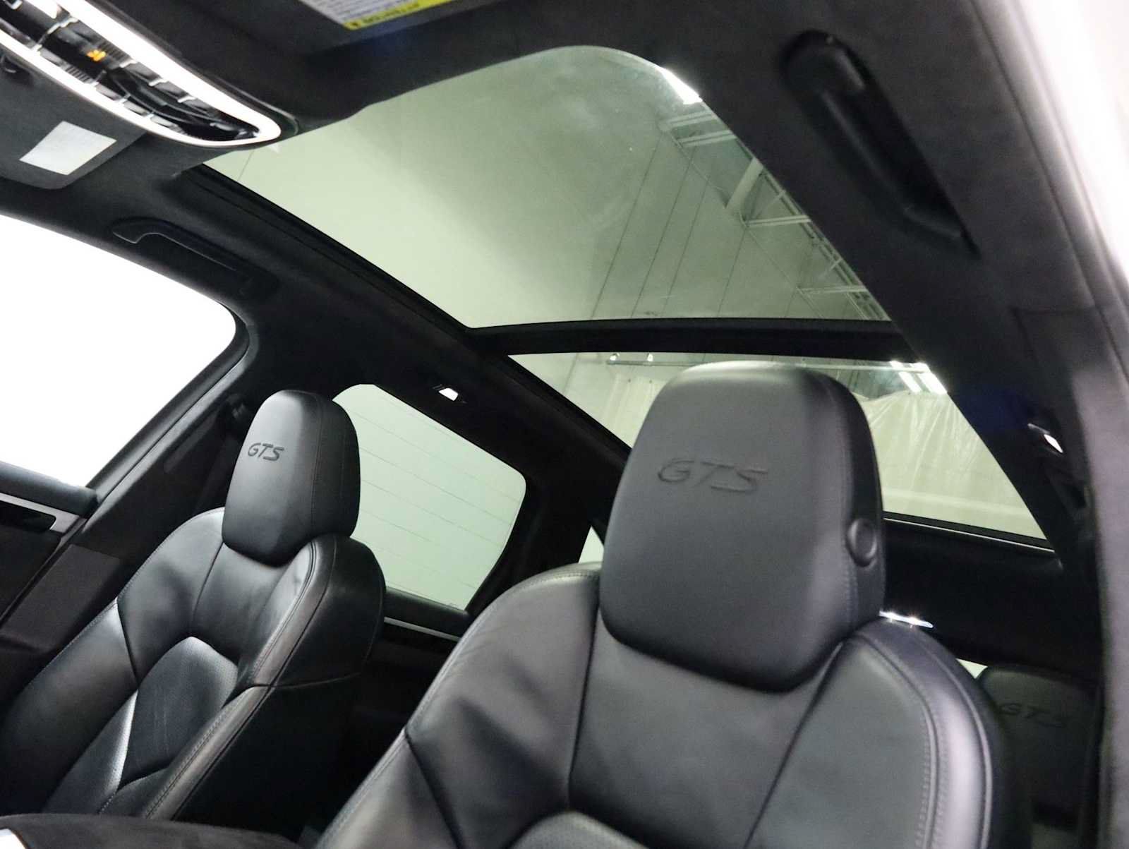Used 2016 Porsche Cayenne GTS AWD/4WD image 20