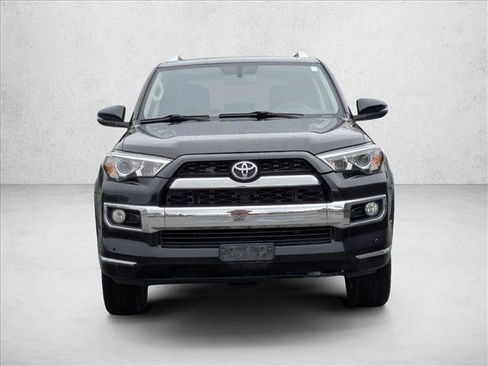 Used 2017 Toyota 4Runner Limited AWD/4WD image 2