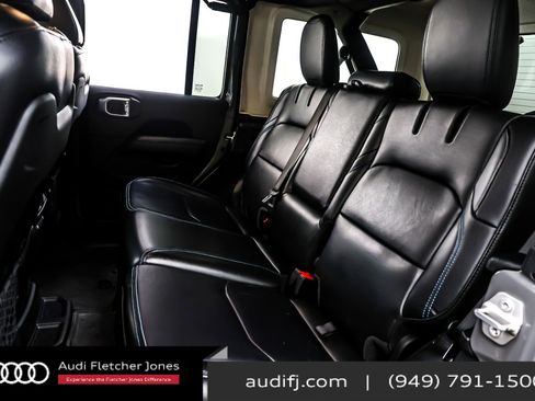 Used 2022 Jeep Wrangler Unlimited Rubicon 4xe w/ Cold Weather Group image 9