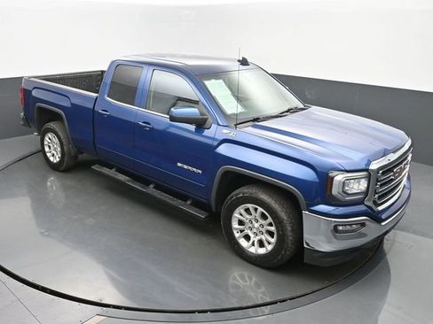 Used 2017 GMC Sierra 1500 SLE w/ SLE Value Package image 44