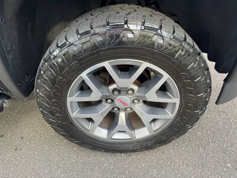 Used 2017 GMC Sierra 1500 SLT image 13