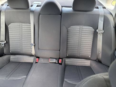 Used 2025 Kia K5 LXS FWD image 40