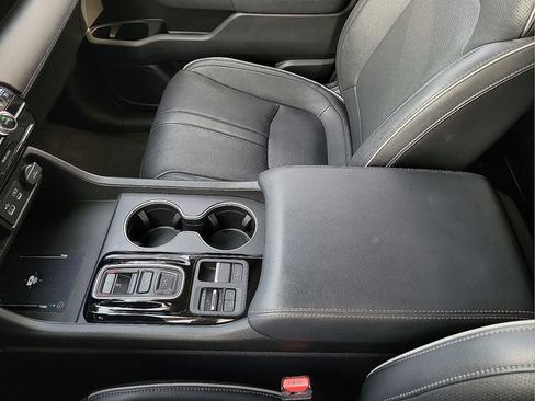 Used 2024 Honda Pilot Elite image 30