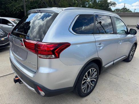 Used 2016 Mitsubishi Outlander GT image 7