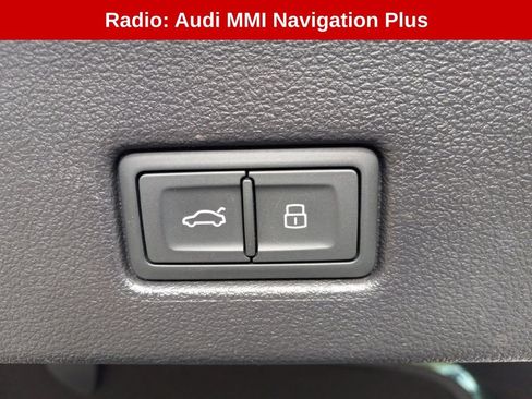 Used 2022 Audi RS 7 Sportback w/ Black Optic Package image 10