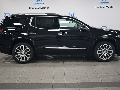 Used 2023 GMC Acadia Denali w/ Denali Ultimate Package AWD/4WD image 9