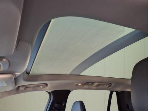 New 2026 Volvo XC90 B5 Ultra image 12