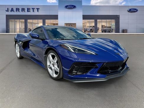 Used 2025 Chevrolet Corvette Stingray Preferred Cpe w/ Battery Protection Package RWD image 1