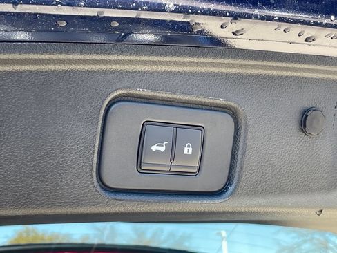 New 2026 Nissan Pathfinder SV AWD/4WD image 31