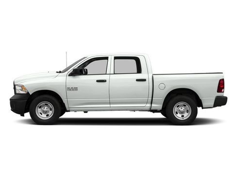 Used 2017 RAM 1500 Express AWD/4WD image 5