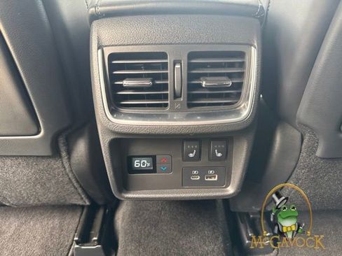 Used 2023 INFINITI QX55 Sensory w/ Lighting Package AWD/4WD image 32