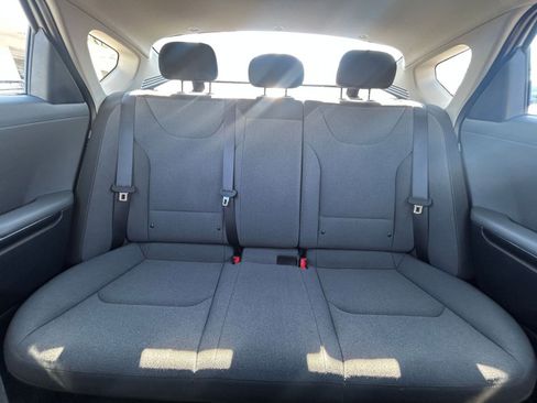 Used 2025 Kia K4 LXS image 39