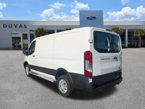 Used 2025 Ford Transit 250 Low Roof w/ Exterior Upgrade Package RWD image 5
