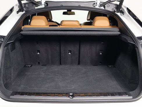 Used 2022 BMW X6 xDrive40i w/ M Sport Package image 14