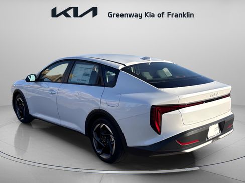 New 2025 Kia K4 EX image 5