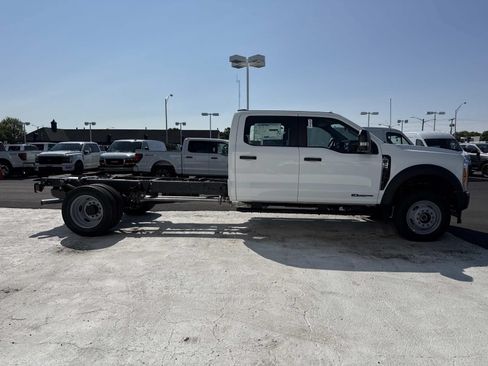 New 2026 Ford F550 4x4 Crew Cab Super Duty image 2
