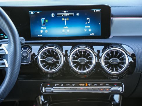 Certified 2026 Mercedes-Benz CLA 250 image 14