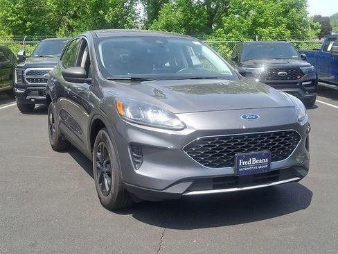 Certified 2022 Ford Escape SE w/ Convenience Package AWD/4WD image 2