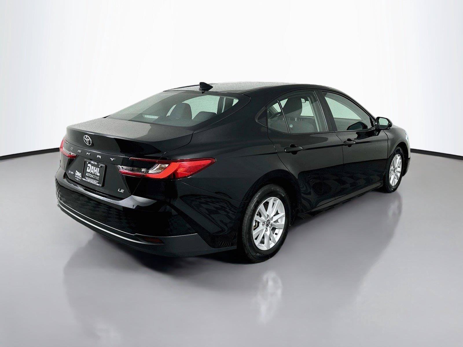 Used 2025 Toyota Camry LE FWD image 13
