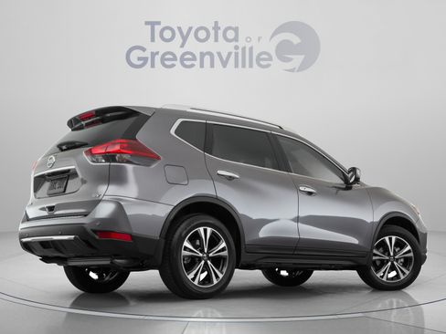 Used 2020 Nissan Rogue SV w/ Sun & Sound Touring Package AWD/4WD image 6