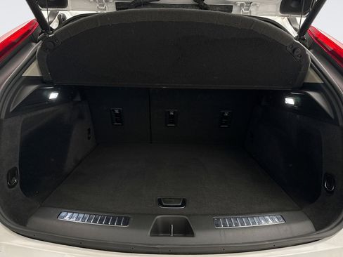 Used 2020 Cadillac XT4 Premium Luxury image 19