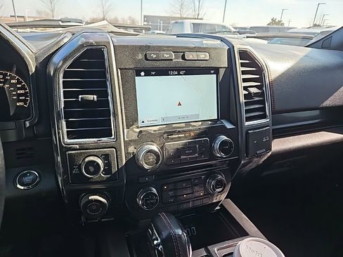 Used 2016 Ford F150 Lariat w/ Equipment Group 502A Luxury image 20