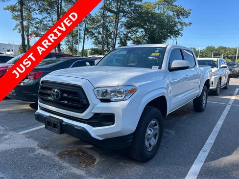 Used 2022 Toyota Tacoma SR w/ SR Convenience Package RWD image 1