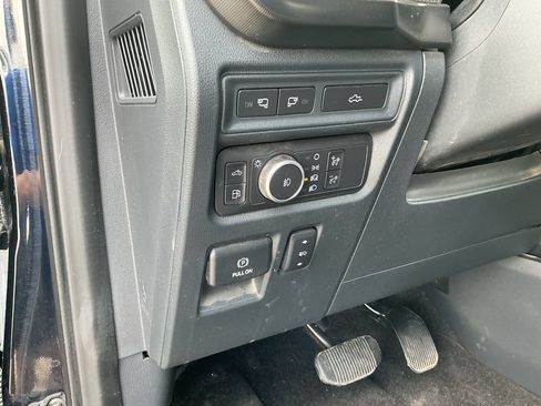 Used 2021 Ford F150 Platinum w/ Equipment Group 701A High AWD/4WD image 24