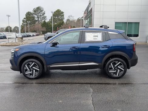 New 2026 Nissan Kicks SV w/ Cold Weather Package FWD image 6