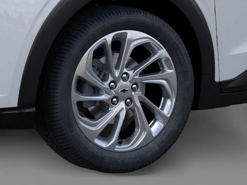 New 2027 Chevrolet Bolt LT image 9