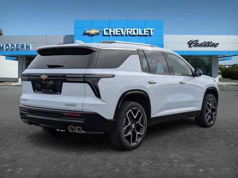 New 2026 Chevrolet Traverse High Country image 5