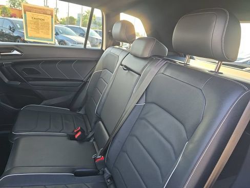 Used 2024 Volkswagen Tiguan SEL R-Line AWD/4WD image 10