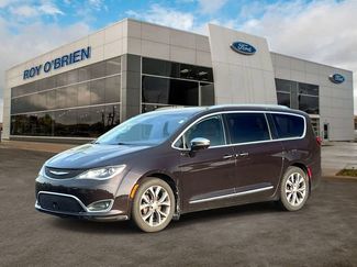 Used 2017 Chrysler Pacifica Limited w/ Advanced Safetytec Group FWD video 1