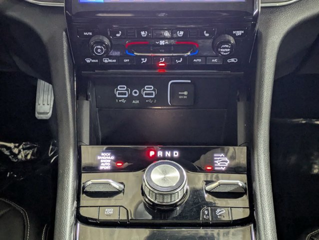 Used 2023 Jeep Grand Cherokee Overland AWD/4WD image 20