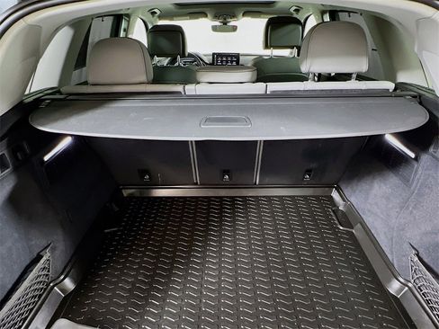 Used 2021 Audi Q5 Prestige w/ Prestige Package image 27